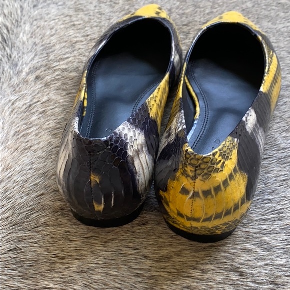 Sandro Ambra Watersnake Flats SZ 39 - Picture 5 of 6